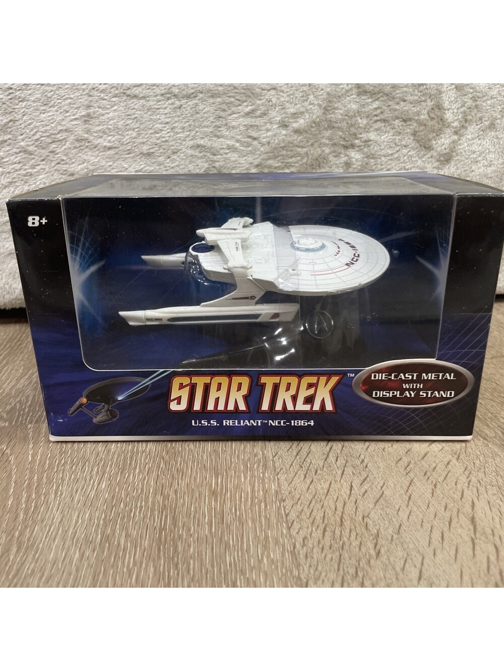 HOT WHEELS STAR TREK U.S.S. RELIANT NCC-1864 DIE-CAST W/ STAND *NEW*